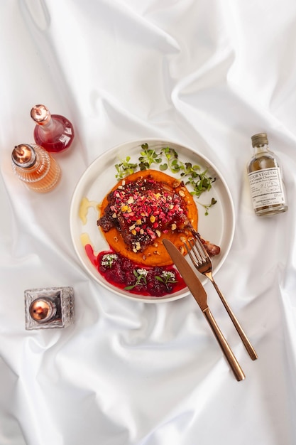 Talerz z domowym daniem